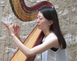 Maiko rognée harpe